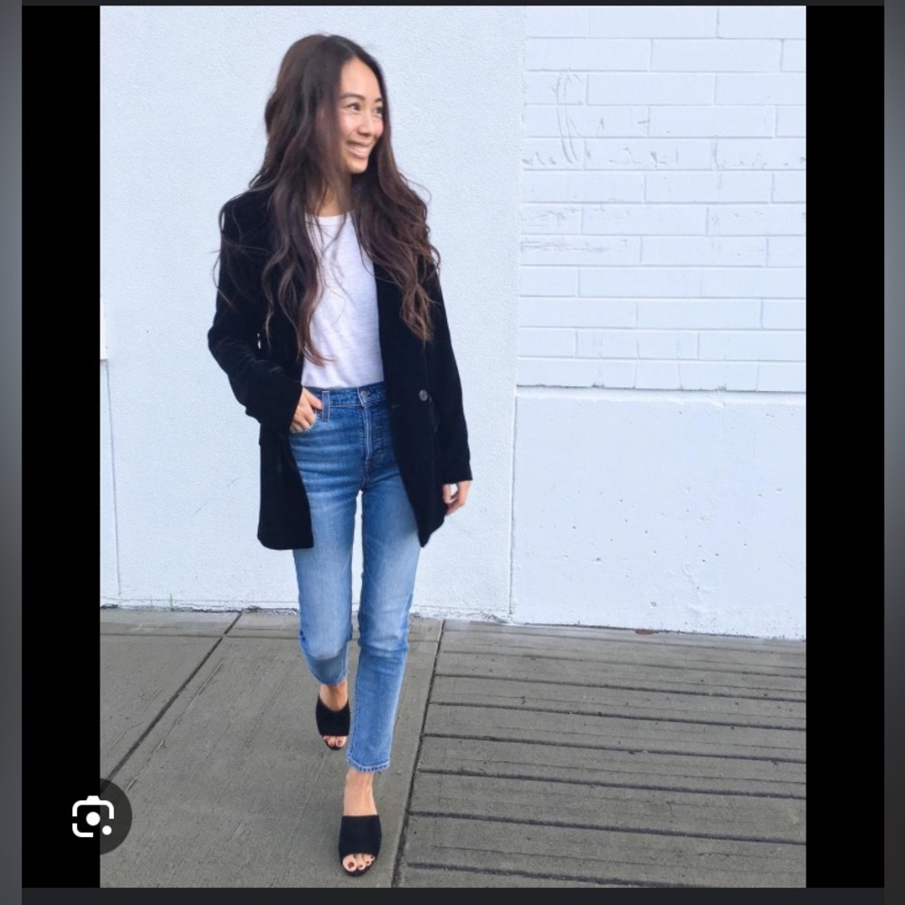 Aritzia Denim Forum Yoko high rise slim size 26